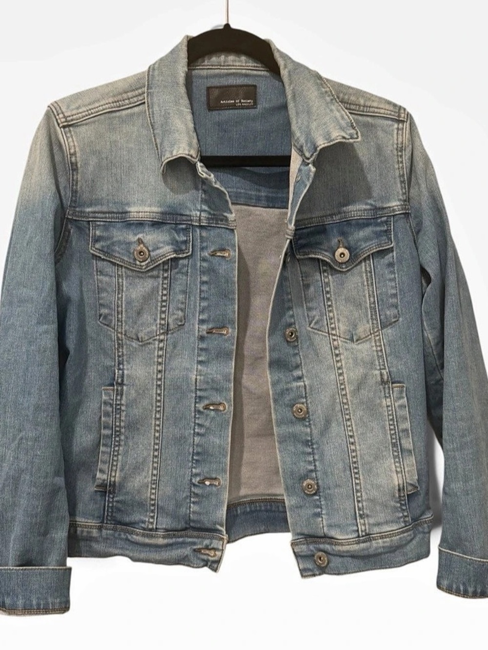 Articles of Society Light Wash Denim Trucker Jacket Button Front Size M